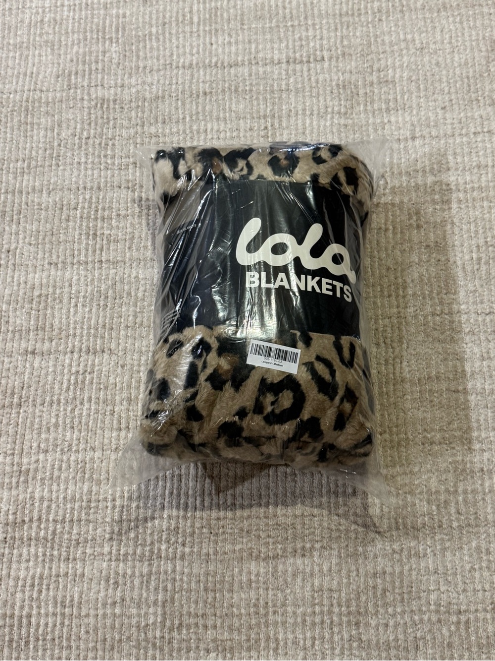 Lola Blankets Leopard Medium Luxury Faux Fur Blanket